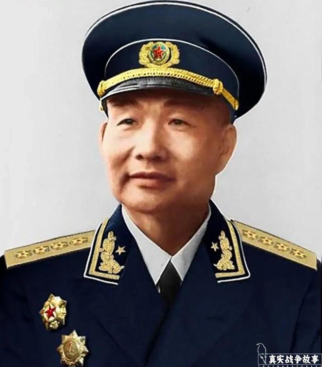 中国人民解放军海军肩章，荣耀与责任的象征，中国人民解放军海军肩章，荣耀与责任的标志