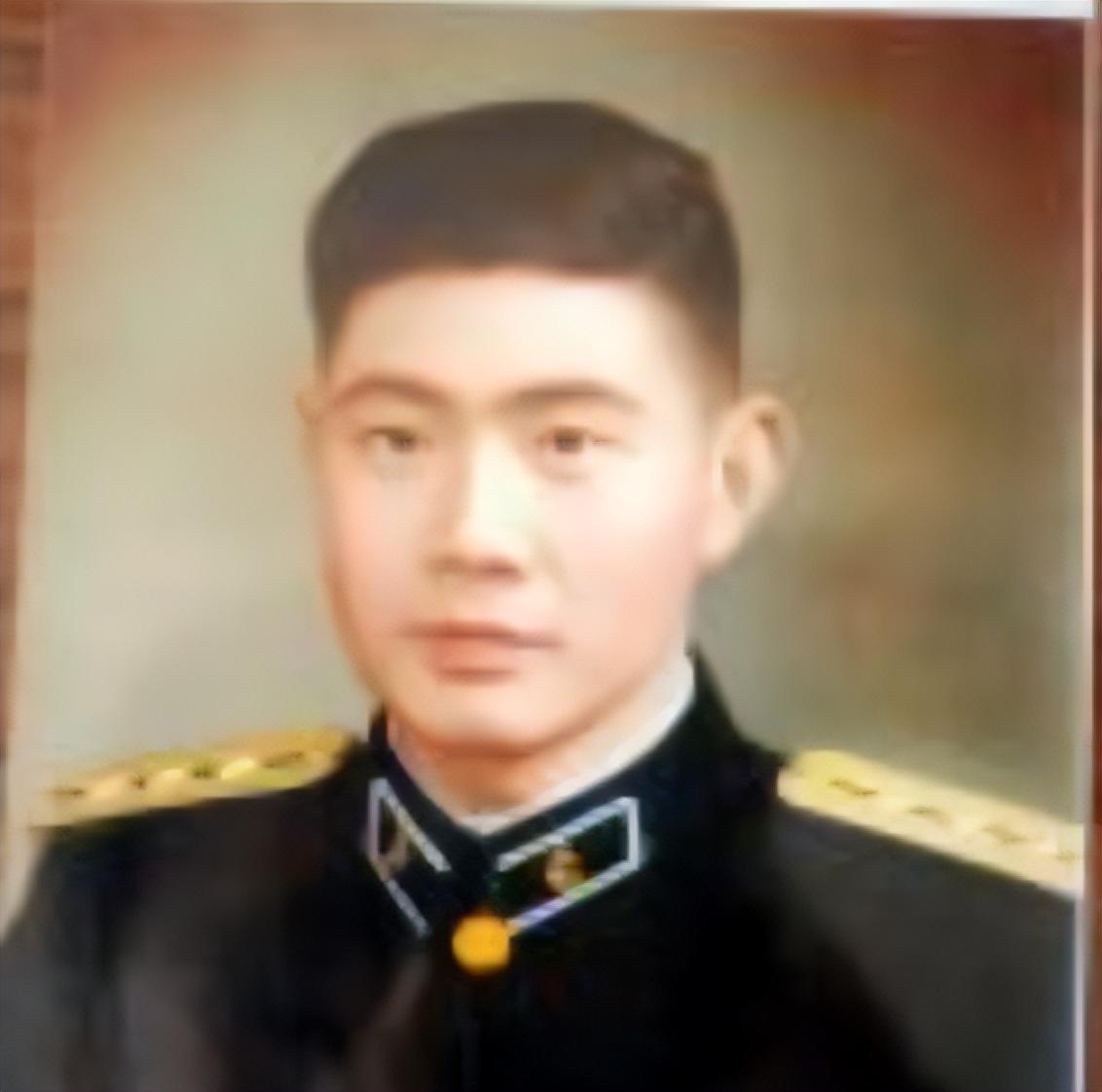 国庆阅兵海军方队领队将军，英勇无畏，展现海军力量的典范，国庆阅兵海军方队领队将军，英勇典范，展现海军雄壮力量