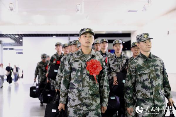 老兵打新兵现象