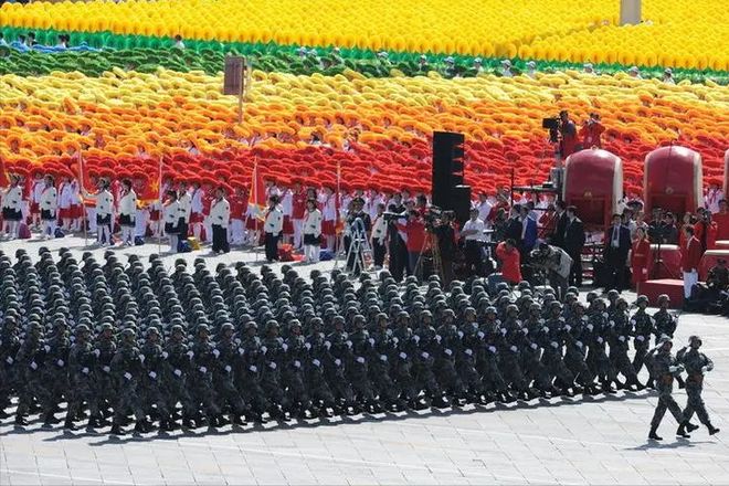 今年阅兵方阵概览，今年阅兵方阵全景展示