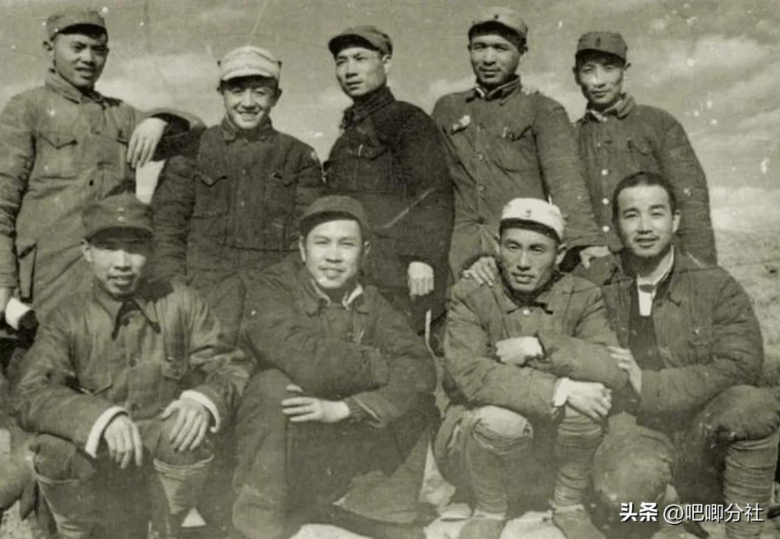 军事新闻热点与财经频道的交汇，全球安全局势下的经济影响分析，军事热点与财经频道交汇，全球安全局势下的经济影响深度解析