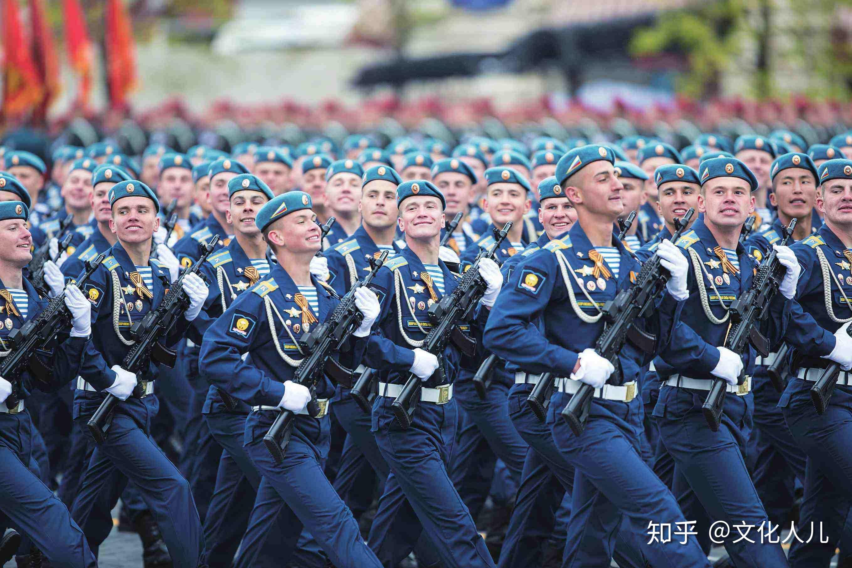 阅兵式最好看的是哪几个国家，全球阅兵式精彩瞬间，哪些国家最引人注目？