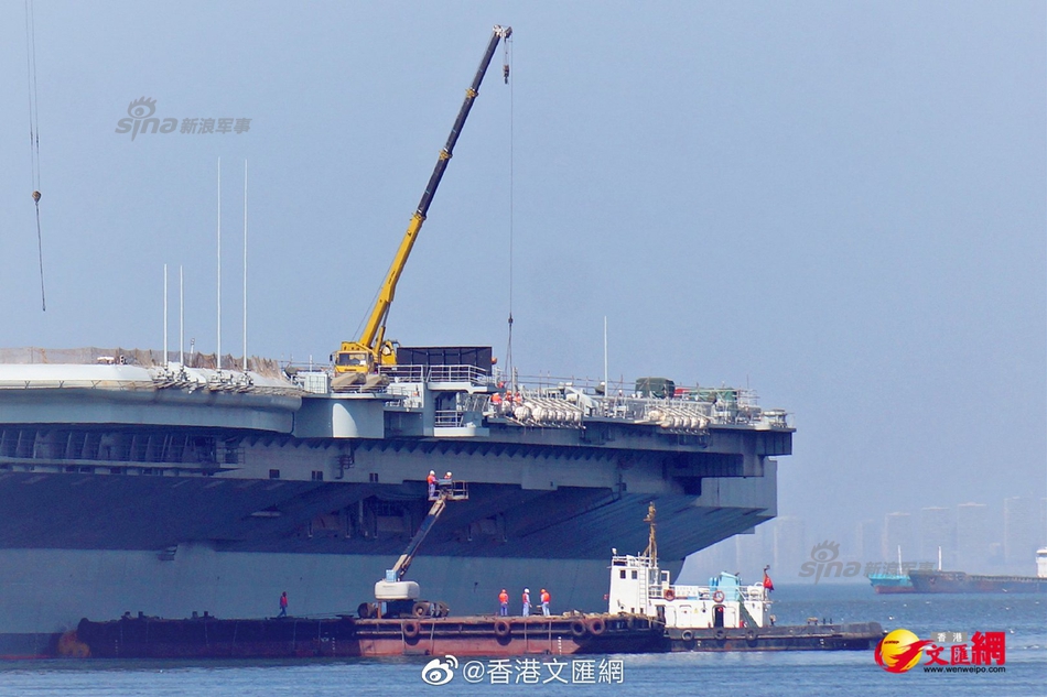 第三首艘航母大概服役时间，中国海军现代化建设的步伐与趋势，中国海军现代化步伐加速，第三艘航母预计服役时间揭秘