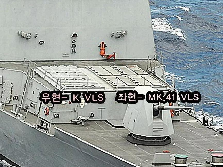中国海军的055型驱逐舰，实力与力量的体现，中国海军055型驱逐舰，实力与力量的象征
