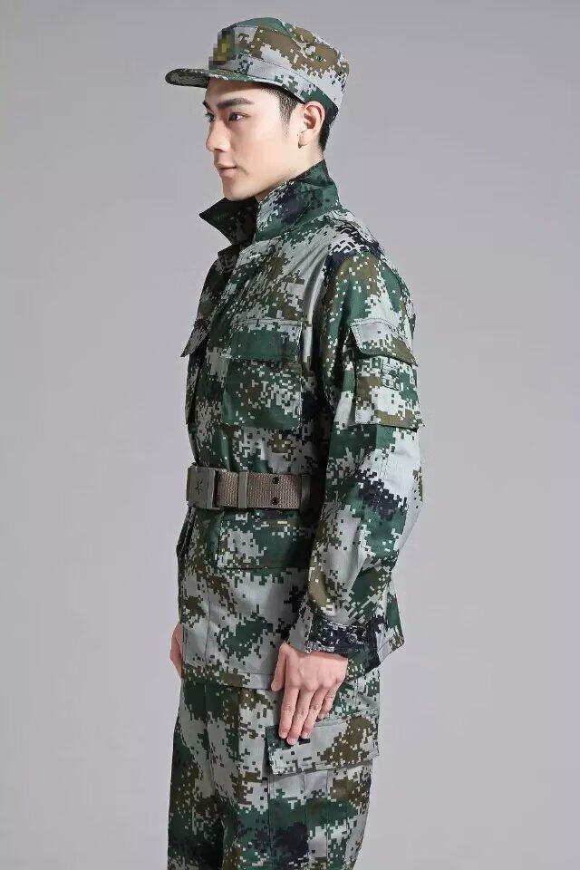 探索07式丛林迷彩作训服的独特魅力，揭秘，07式丛林迷彩作训服的独特魅力与风采