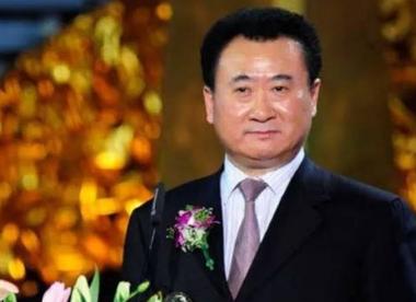 解放勋章获得者的荣耀与担当，解放勋章获得者的荣耀与担当，致敬功勋人物