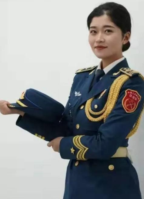 外国人眼中的中国阅兵式评价，外国人眼中的中国阅兵式，震撼与赞叹的评价
