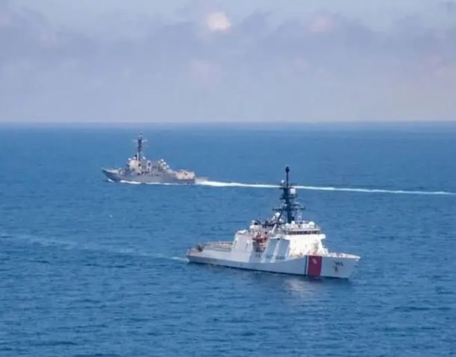 美军舰在海峡开火，历史、现状及其影响，美军舰海峡开火，历史背景、现状及其全球影响