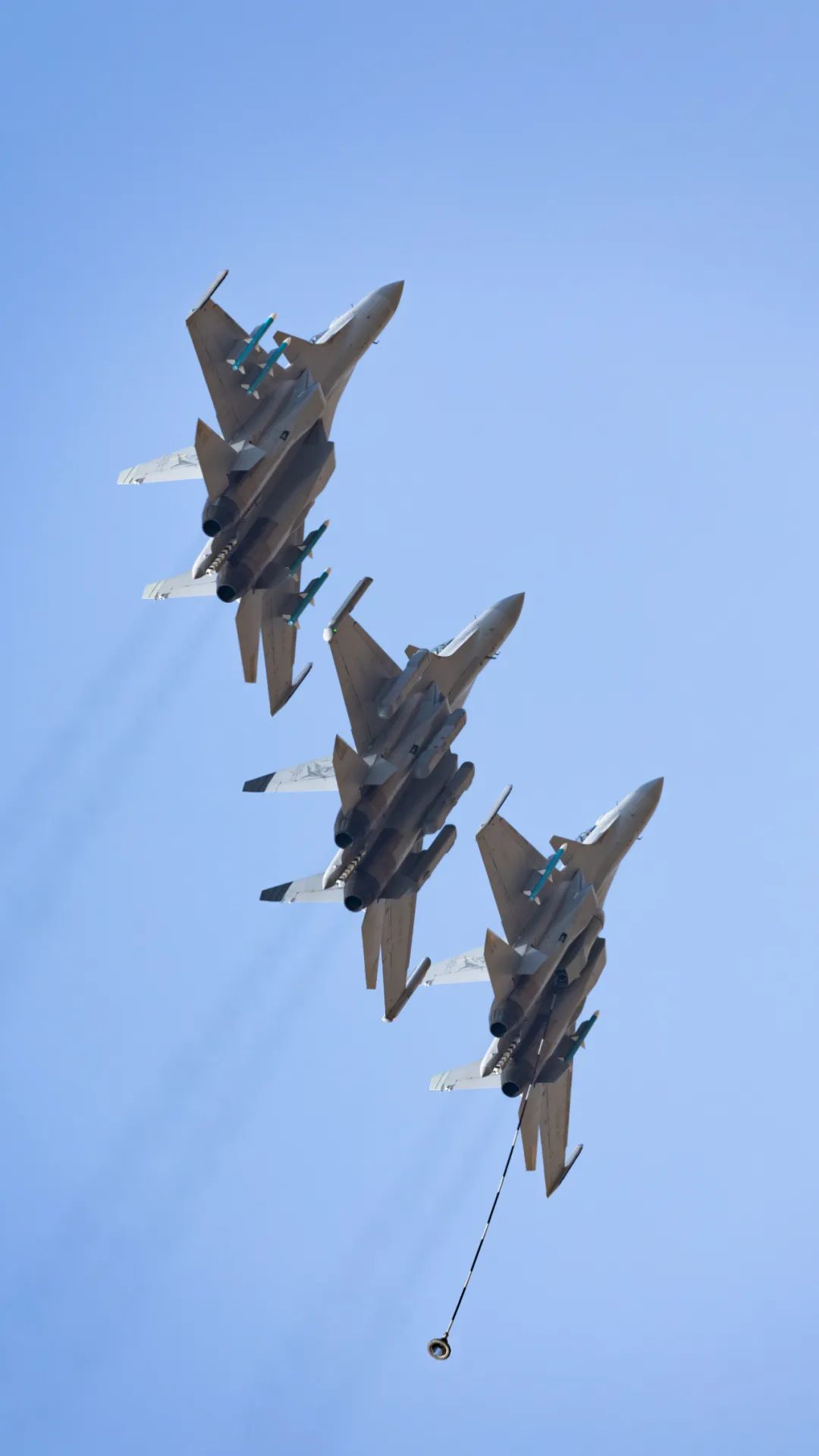 空军八一图片大全——展现中国空军的力量与荣耀，空军八一图片集，力量与荣耀的展现