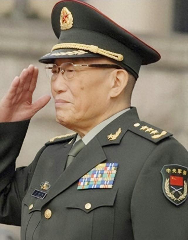 中国解放军装备，迈向现代化之路，中国解放军装备迈向现代化之路的进程