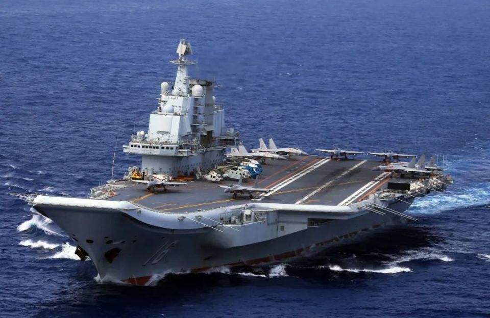辽宁舰舰长军衔与工资，海军力量的荣耀与担当，辽宁舰舰长军衔与工资，海军力量的荣耀与担当之重任揭秘