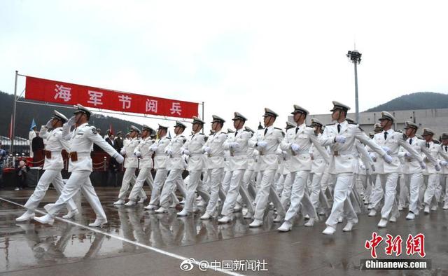 大连舰艇学院阅兵方阵，展现海军精英的荣耀时刻，大连舰艇学院阅兵方阵，海军精英荣耀时刻