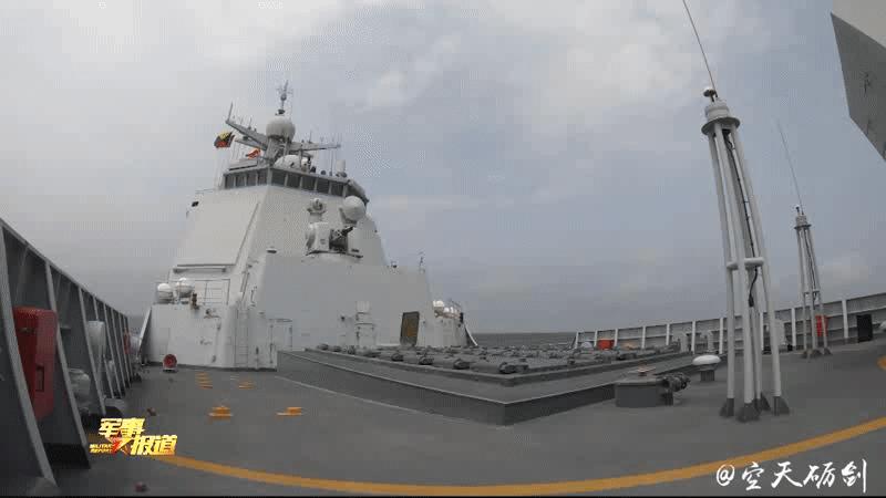 鹰击长空，鹰击-18导弹的威力与震撼，鹰击长空，鹰击-18导弹的威力与震撼展示