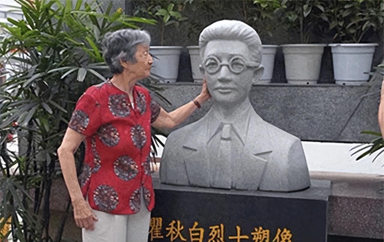 中国最高级别勋章，荣耀与传承的象征，中国最高级别勋章，荣耀传承的象征
