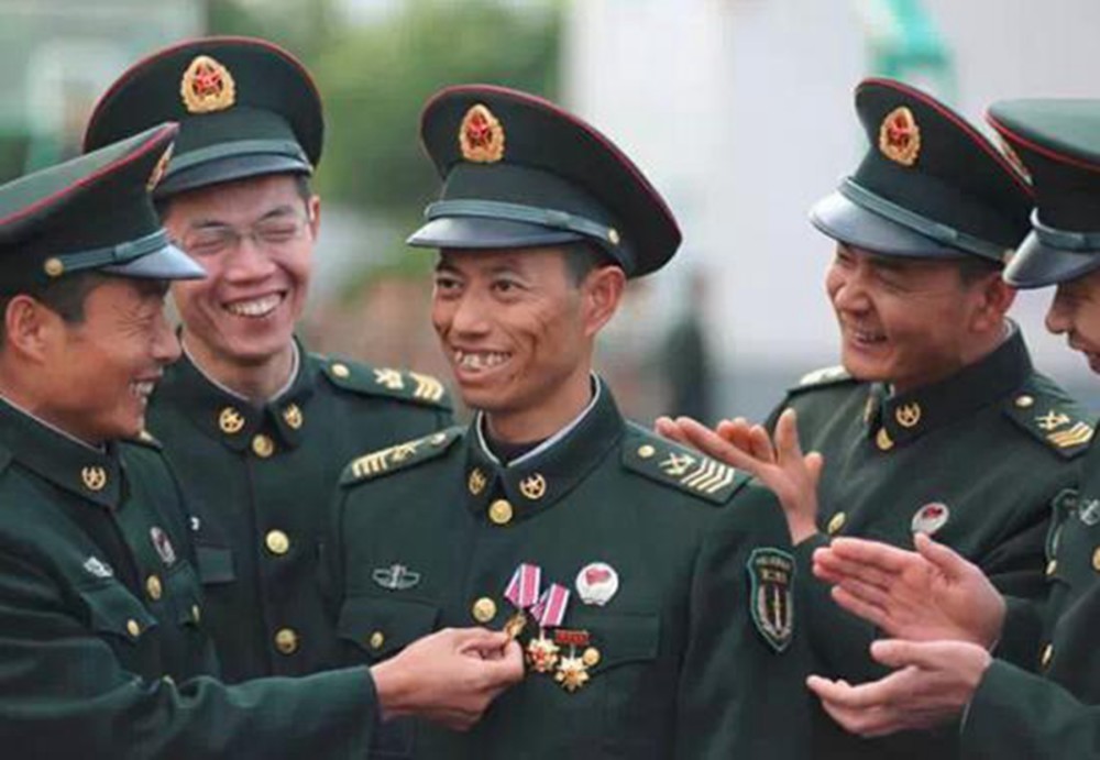 关于中国现役上将军衔名单的文章，中国现役上将军衔名单全解析