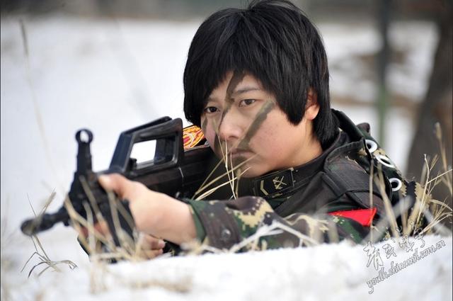 中国女特种兵，荣耀与传奇的小说故事，中国女特种兵，荣耀传奇的战场故事