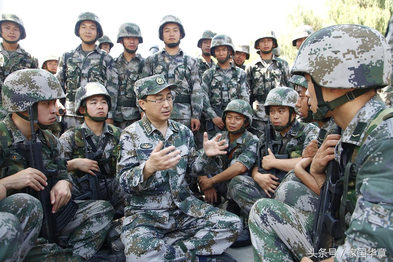 八一勋章的荣辱史，一位英雄被取消勋章的背后故事，八一勋章背后的英雄荣辱史，一位英雄勋章被取消的隐秘故事