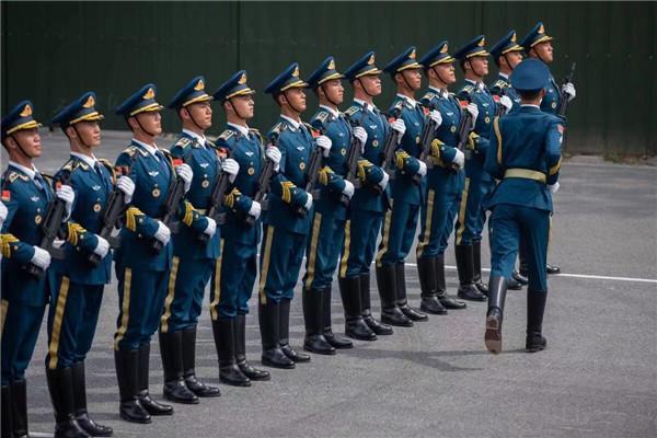 国庆70周年大阅兵在线观看，荣耀与力量的展现，国庆70周年大阅兵直播，荣耀与力量的云端盛宴