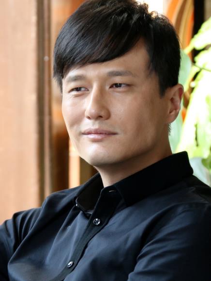 二炮郑晓东个人资料简介，二炮郑晓东个人简介