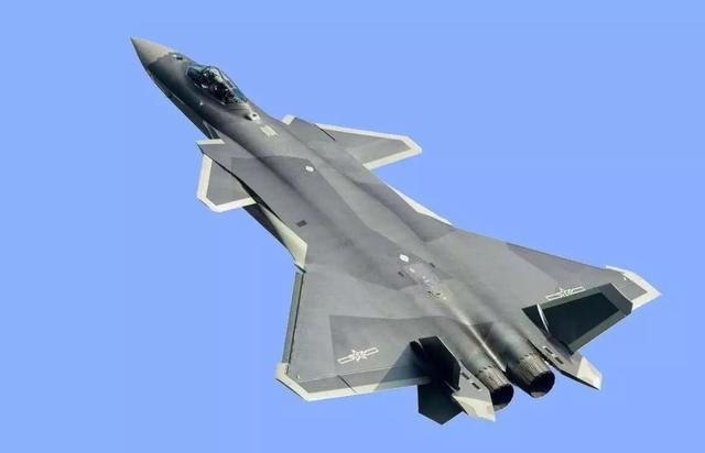 歼20与歼16高产，中国空军新一代战斗力的双翼齐飞，中国空军新一代战斗力双翼齐飞，歼20与歼16高产展翅
