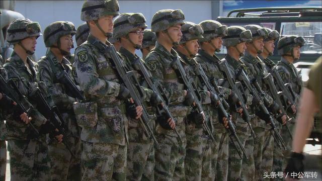 军校与国防生毕业，区别与对比，军校与国防生毕业，差异对比及解析