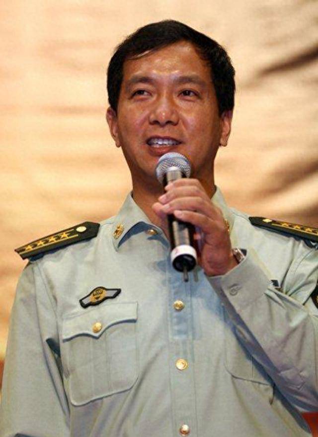 丁晓兵现在在哪里？探寻一位时代英雄的足迹，探寻时代英雄丁晓兵的足迹，现状与去向揭秘