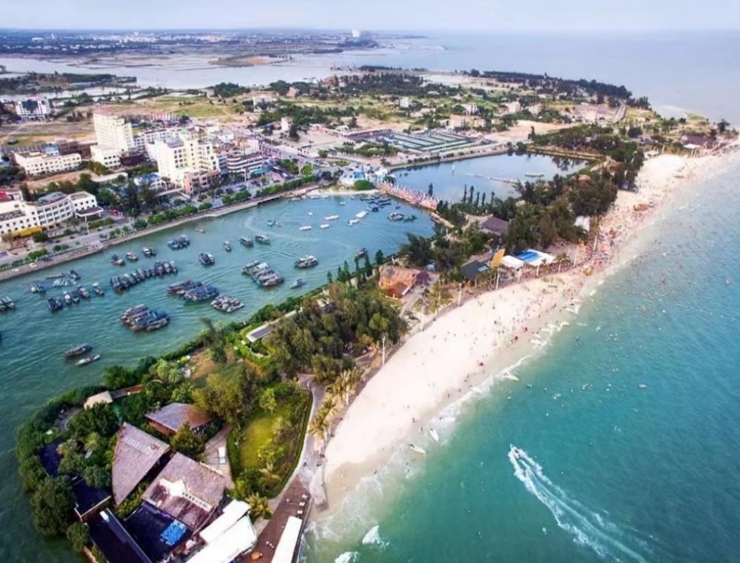 南海岛礁高清版大图，揭示中国南海的壮丽与复杂，南海岛礁壮丽与复杂揭秘，高清版大图呈现中国南海全景