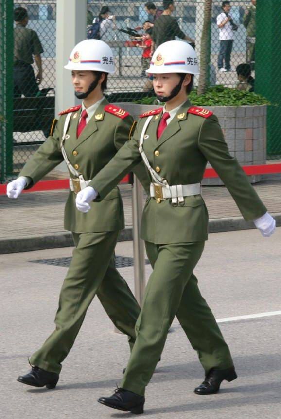 探索中国军队的新风貌，97式军装作训服，揭秘中国军队新风貌，97式军装作训服亮相展示风采
