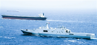 中国海军新型舰艇