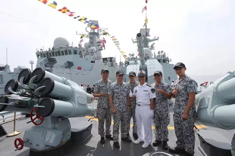 南海舰队支援舰三支队，守护海洋，力量之源，南海舰队支援舰三支队，海洋守护的力量之源