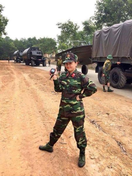 漂亮的军人女兵，时代的骄傲与力量象征，女兵风采，时代力量与骄傲的化身