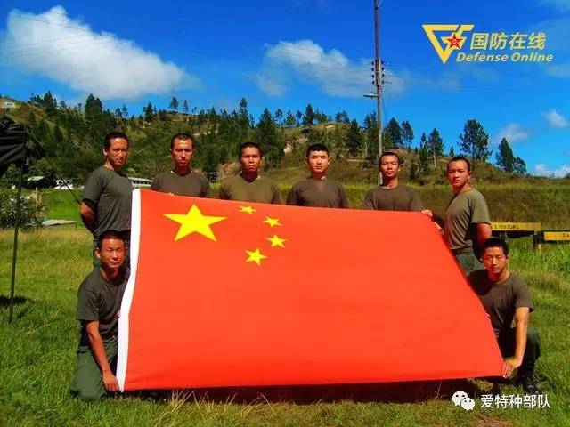 猎人学校降国旗，尊重与荣耀的象征，猎人学校降国旗，尊重与荣耀的时刻