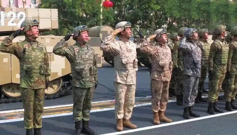探索19迷彩作业服，功能与设计的完美结合，探索迷彩作业服，功能与设计的完美融合