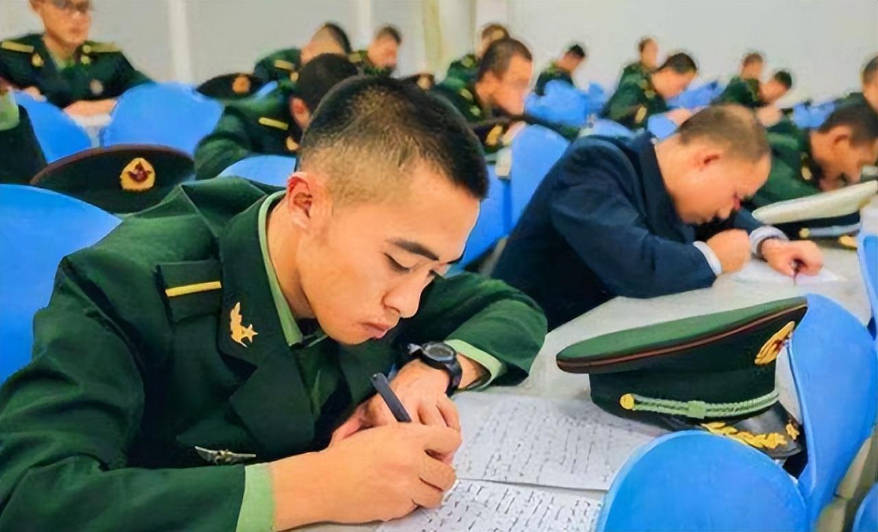 义务兵待遇最新政策2023，深度解读与前瞻，深度解读与前瞻，2023义务兵待遇最新政策解析