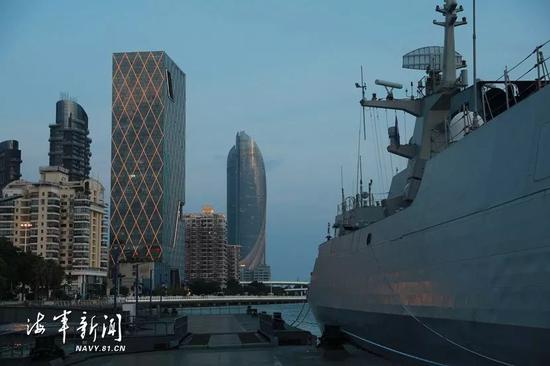 泉州舰，现代海军力量的璀璨明珠，泉州舰，现代海军力量的闪耀明珠