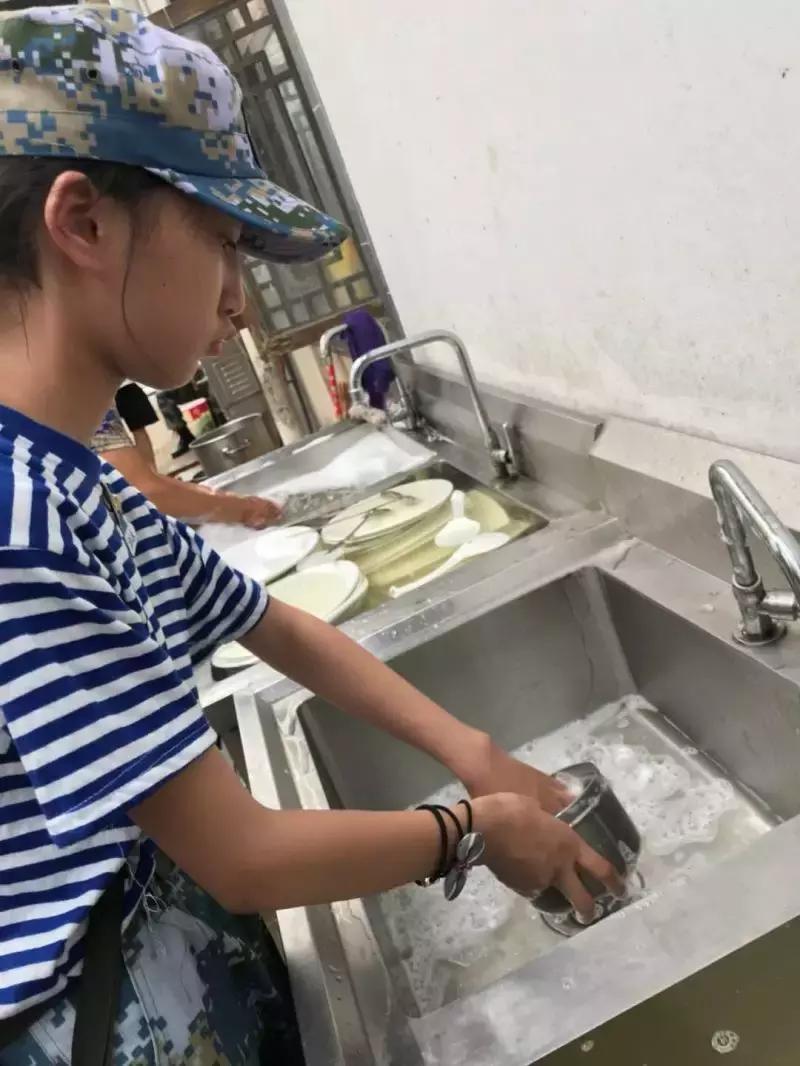 飞扬军事关闭，背后的原因与未来展望，飞扬军事关闭背后的原因及未来展望