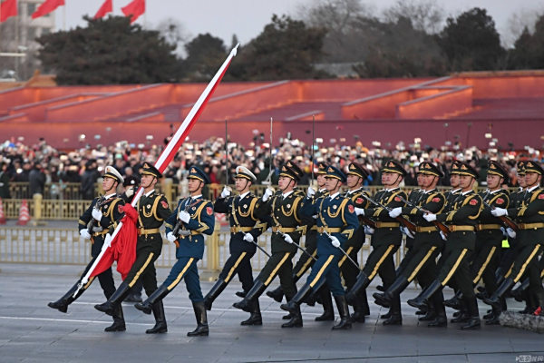 中国人民解放军的军种与兵种，力量与荣耀的象征，中国人民解放军的军种与兵种，力量与荣耀的象征