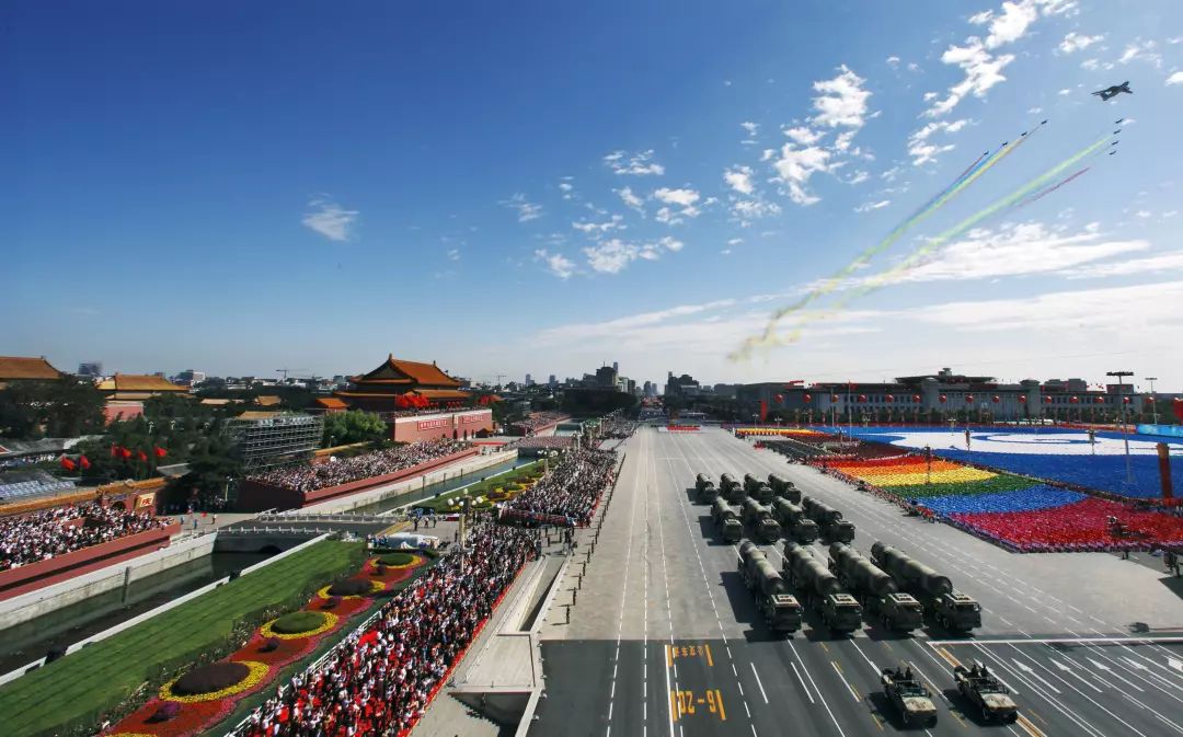 庆祝中华人民共和国成立70周年，盛大的国庆阅兵仪式，庆祝中华人民共和国成立70周年盛大国庆阅兵仪式盛况空前
