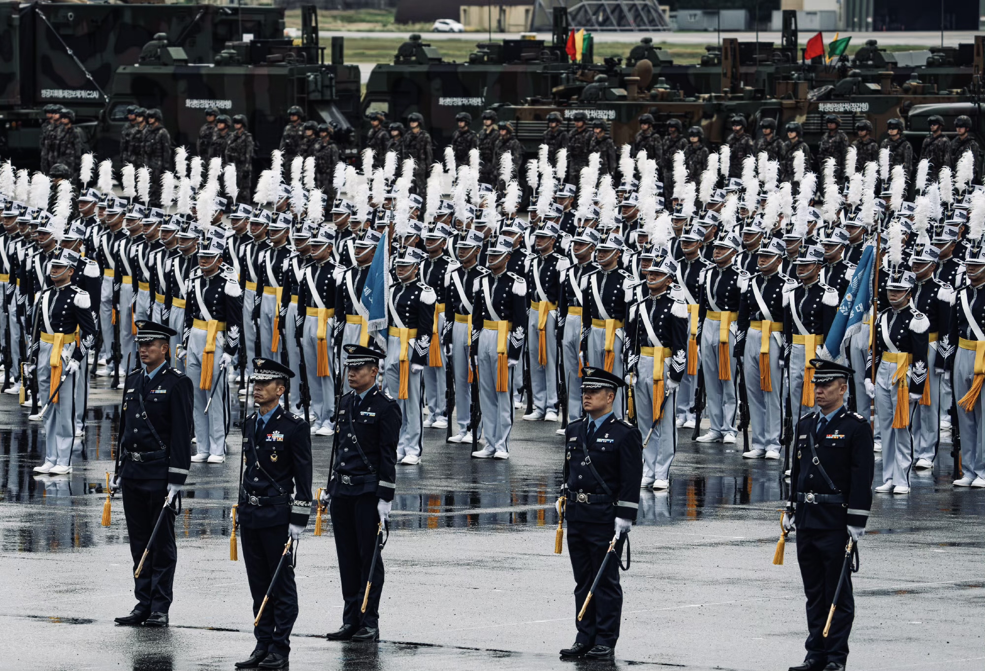 韩国阅兵进行曲，传统与现代的交响，韩国阅兵进行曲，传统与现代的华丽交响