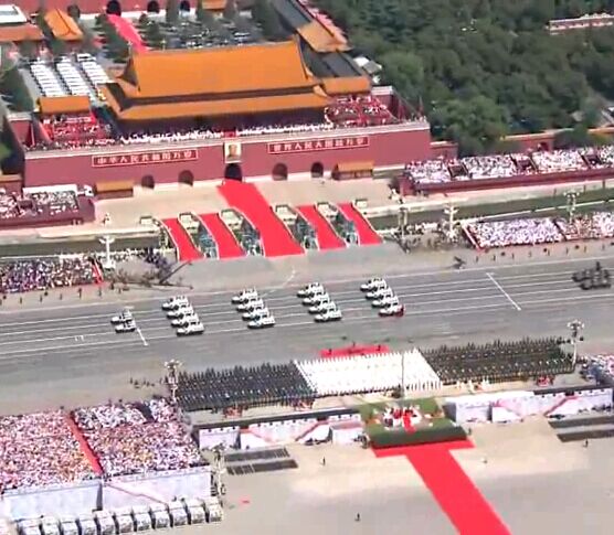 盛大的庆祝——回顾2015年国庆阅兵仪式，盛大庆祝回顾，2015年国庆阅兵仪式风采展示