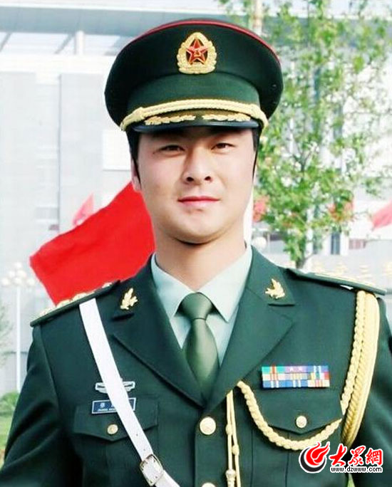 三军仪仗队张震，荣耀与担当的象征，三军仪仗队张震，荣耀的象征，担当之楷模