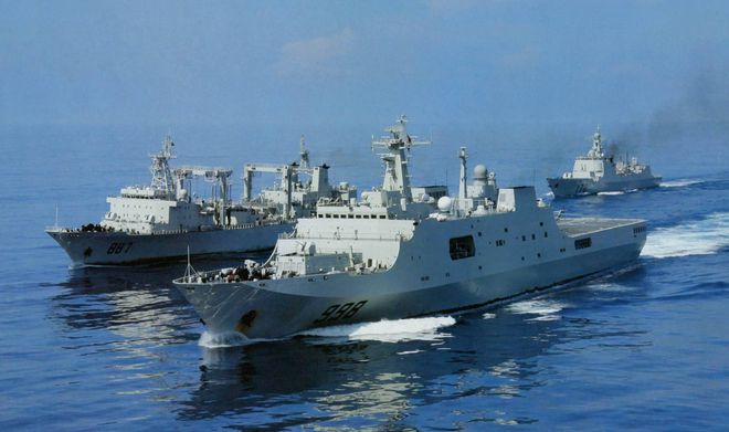 迈向深蓝，中国海军舰队在2022年的壮丽篇章，中国海军舰队迈向深蓝，2022年壮丽篇章开启
