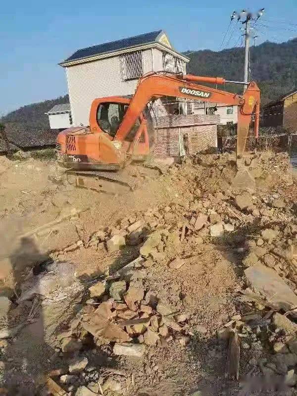 王中王一字拆一肖横财——探寻幸运与智慧的交融，王中王一字拆解揭秘幸运与智慧交融的生肖横财奥秘