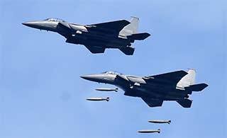 苏-30VS与F-15，空中巨人的对决，苏-30VS与F-15，空中巨人对决揭秘
