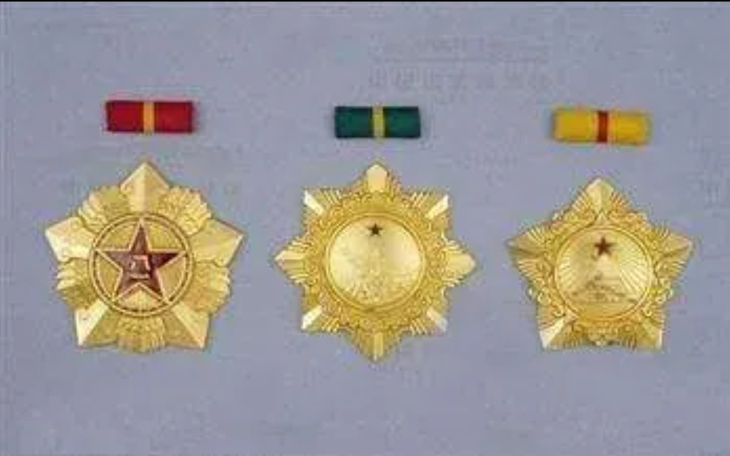 八一勋章与上将，荣誉与地位的双重考量，八一勋章与上将，荣誉与地位的交汇点