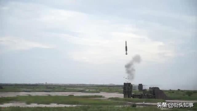 红旗-12阅兵导弹，展现中国国防力量的骄傲，红旗-12阅兵导弹，中国国防力量的荣耀展现