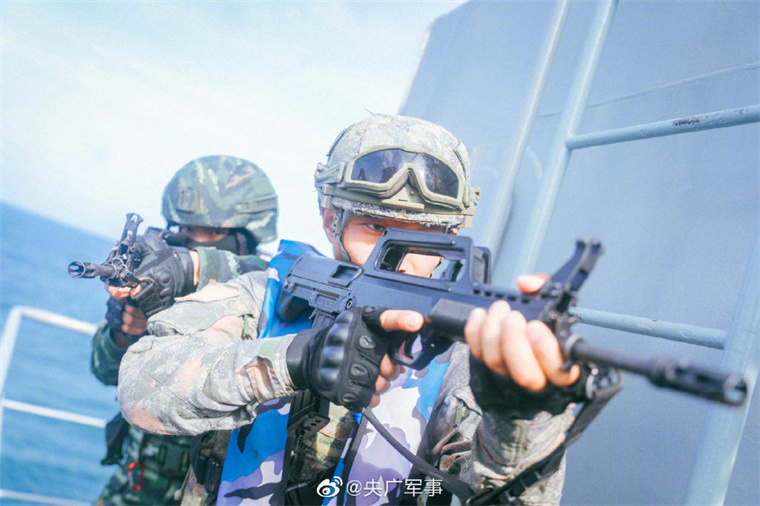 蛟龙突击队，跨境任务的荣耀与挑战，蛟龙突击队，跨境任务的荣耀与考验