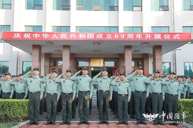 探索现代化办公环境的典范——21集团军办公楼，现代化办公环境的典范，揭秘21集团军办公楼的独特魅力