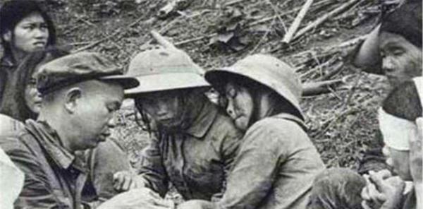 中国女兵在越南女子监狱，一段跨越国界的英勇故事，中国女兵在越南女子监狱，跨国界英勇传奇