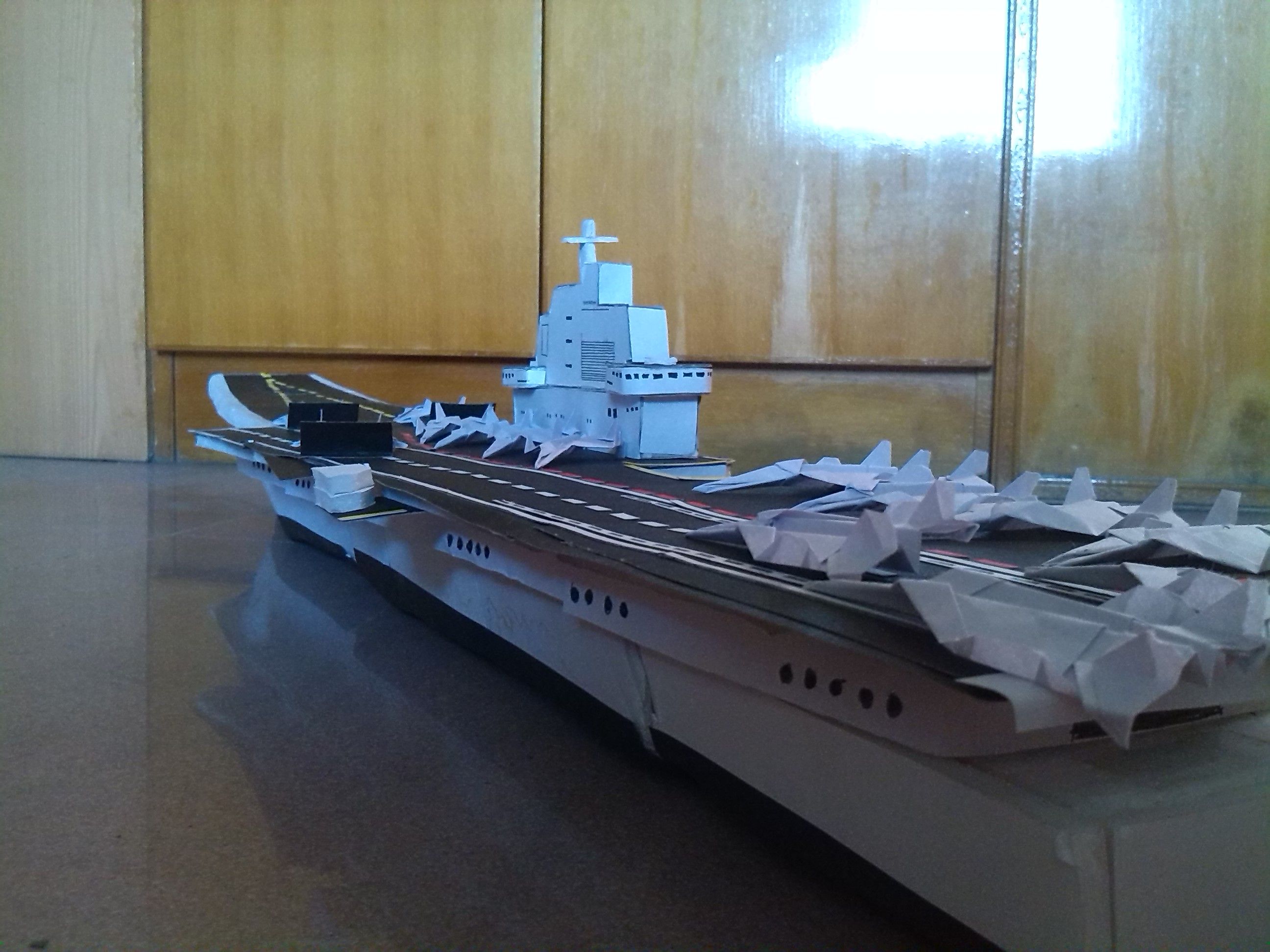 如何制作航空母舰模型，航空母舰模型制作指南